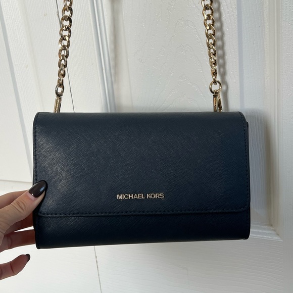Michael Kors Navy Blue Crossbody with Gold Hardware - Picture 2 of 6